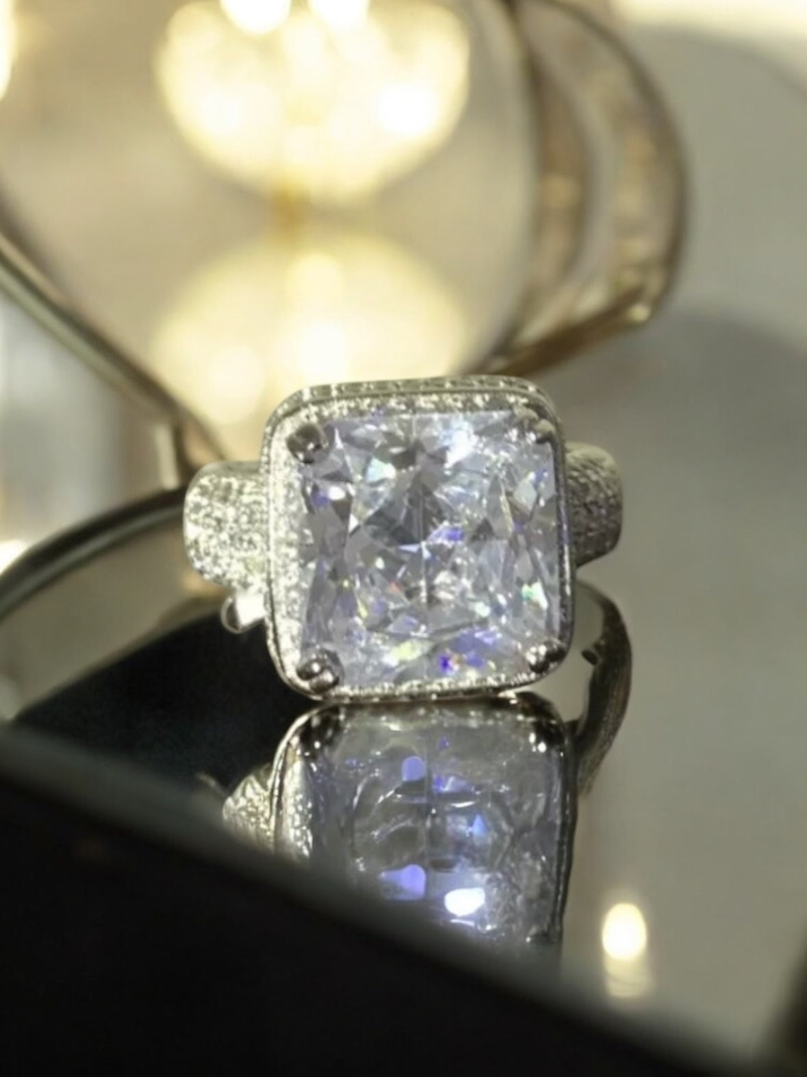 Vivienne Ring