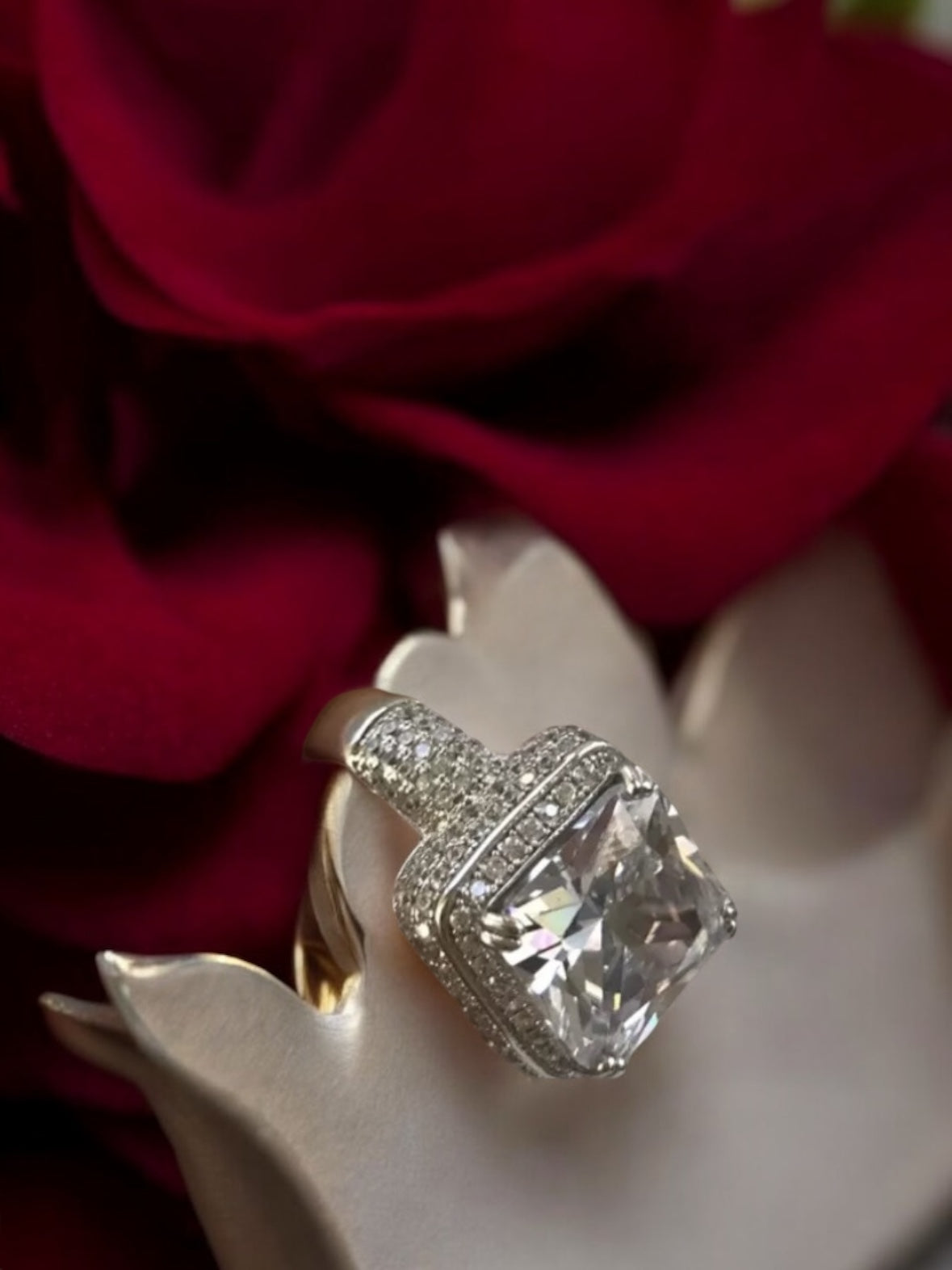 Vivienne Ring
