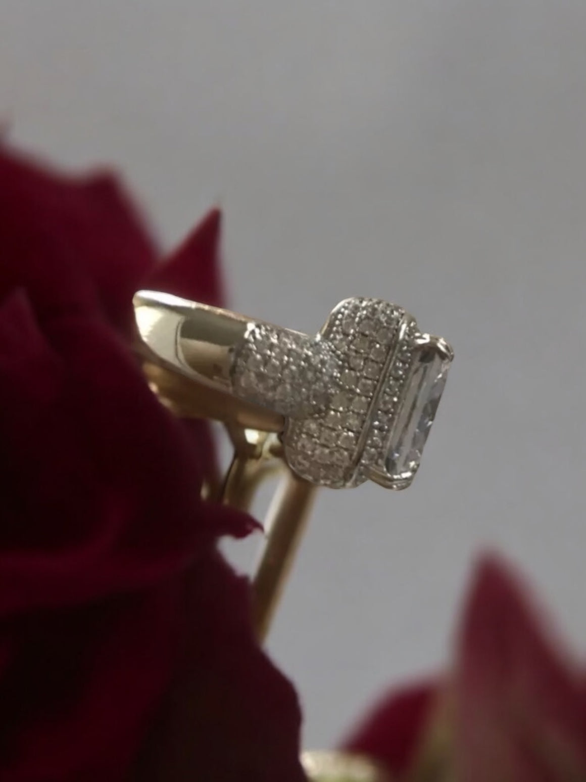 Vivienne Ring