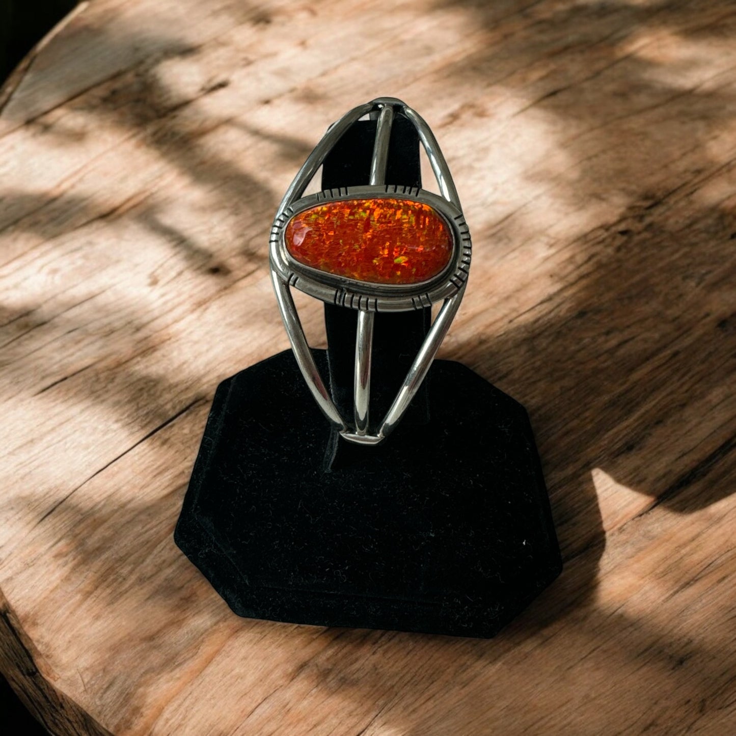 Atsáli Navajo Bracelet by R. Kee