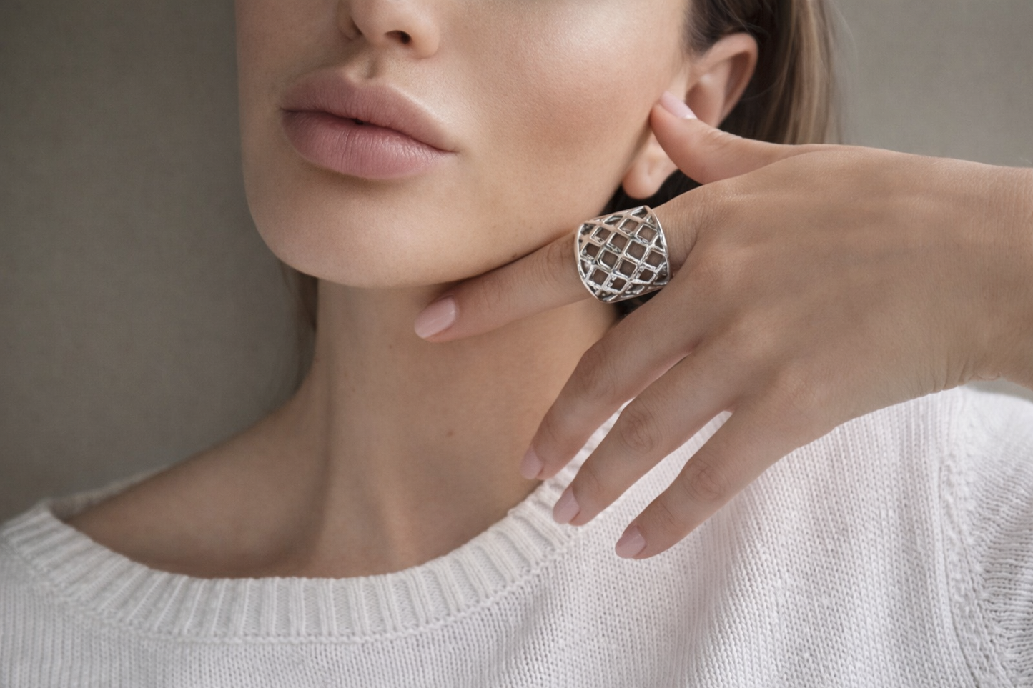 Elle Ring